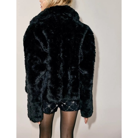 Free People - Alice Throw On Faux Fur Jacket - Picture 3 of 6